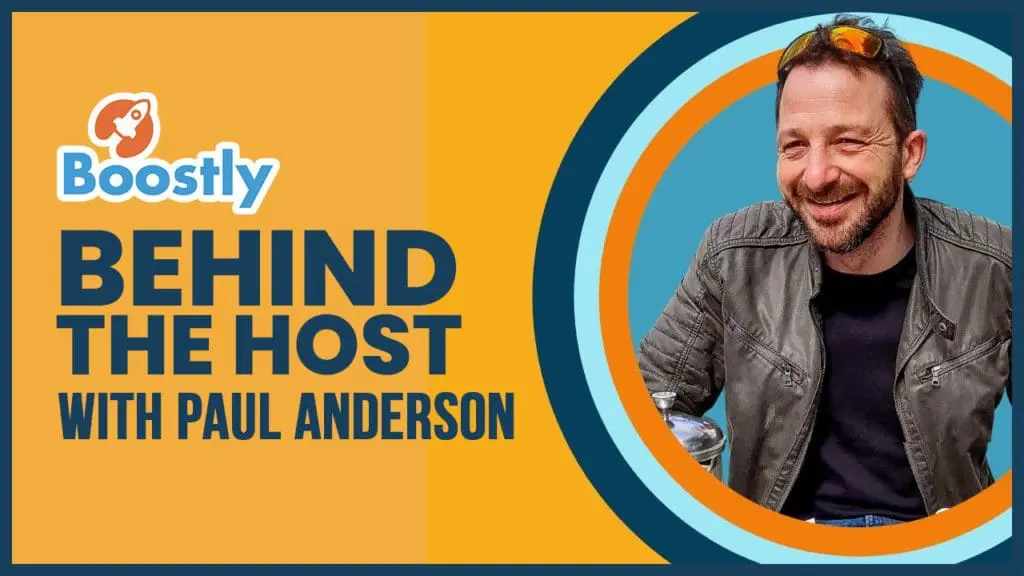 Behind the host Paul Anderson Sandfield Guesthouse